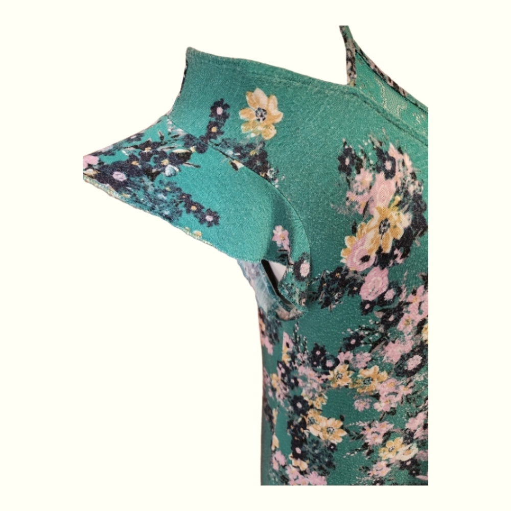 Maurices Women's Floral Cold Shoulder Top, Short Sleeve, Size Medium, M - Picture 3 of 14